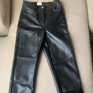 Aritzia Melina cropped vegan leather pants